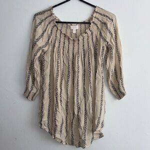 Small maternity blouse